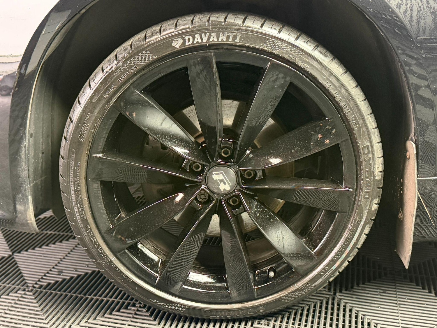 Used Volkswagen Scirocco 2012 for sale - 77559376: Photo 33