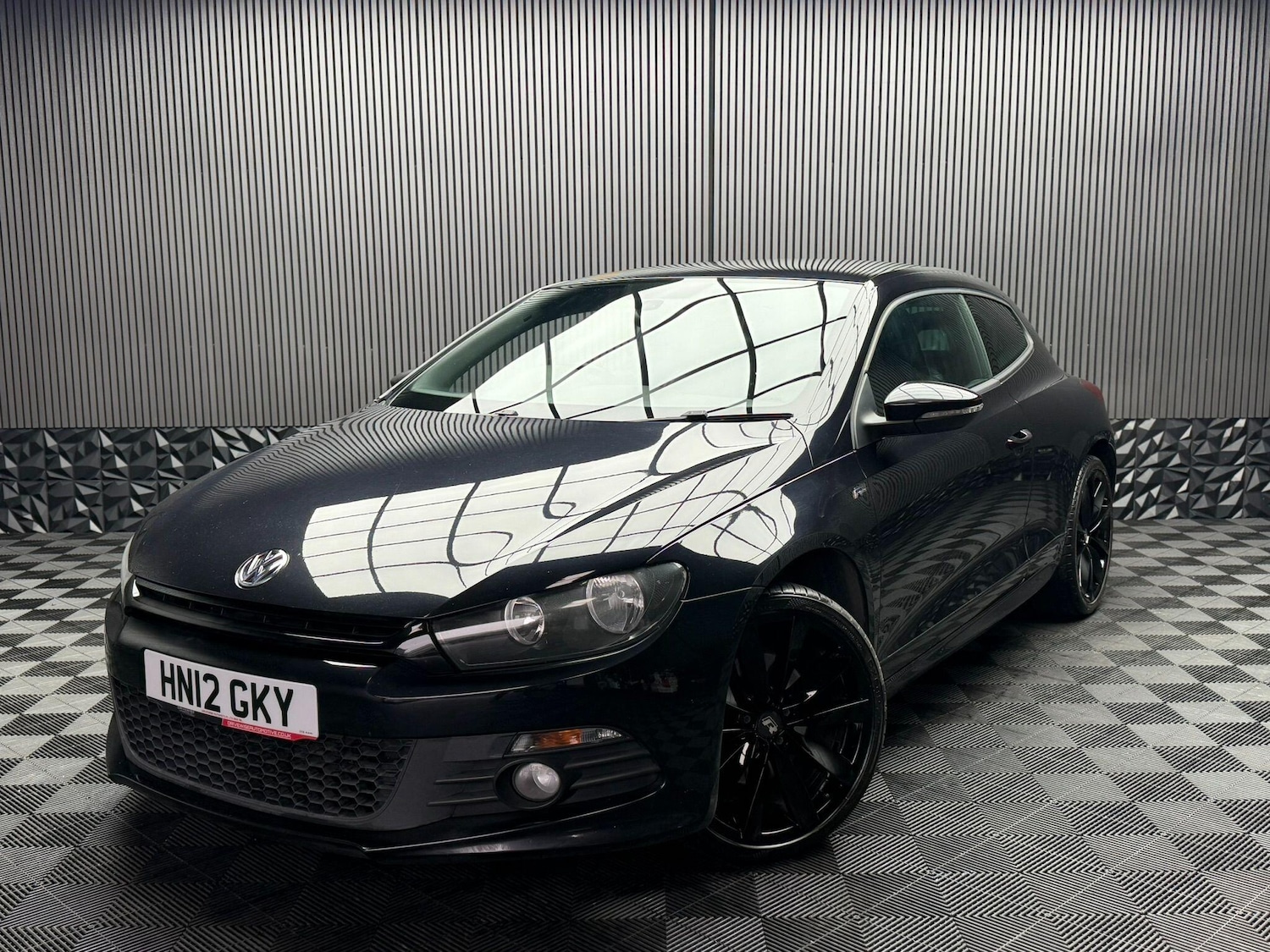 Used Volkswagen Scirocco 2012 for sale - 77559376: Photo 4