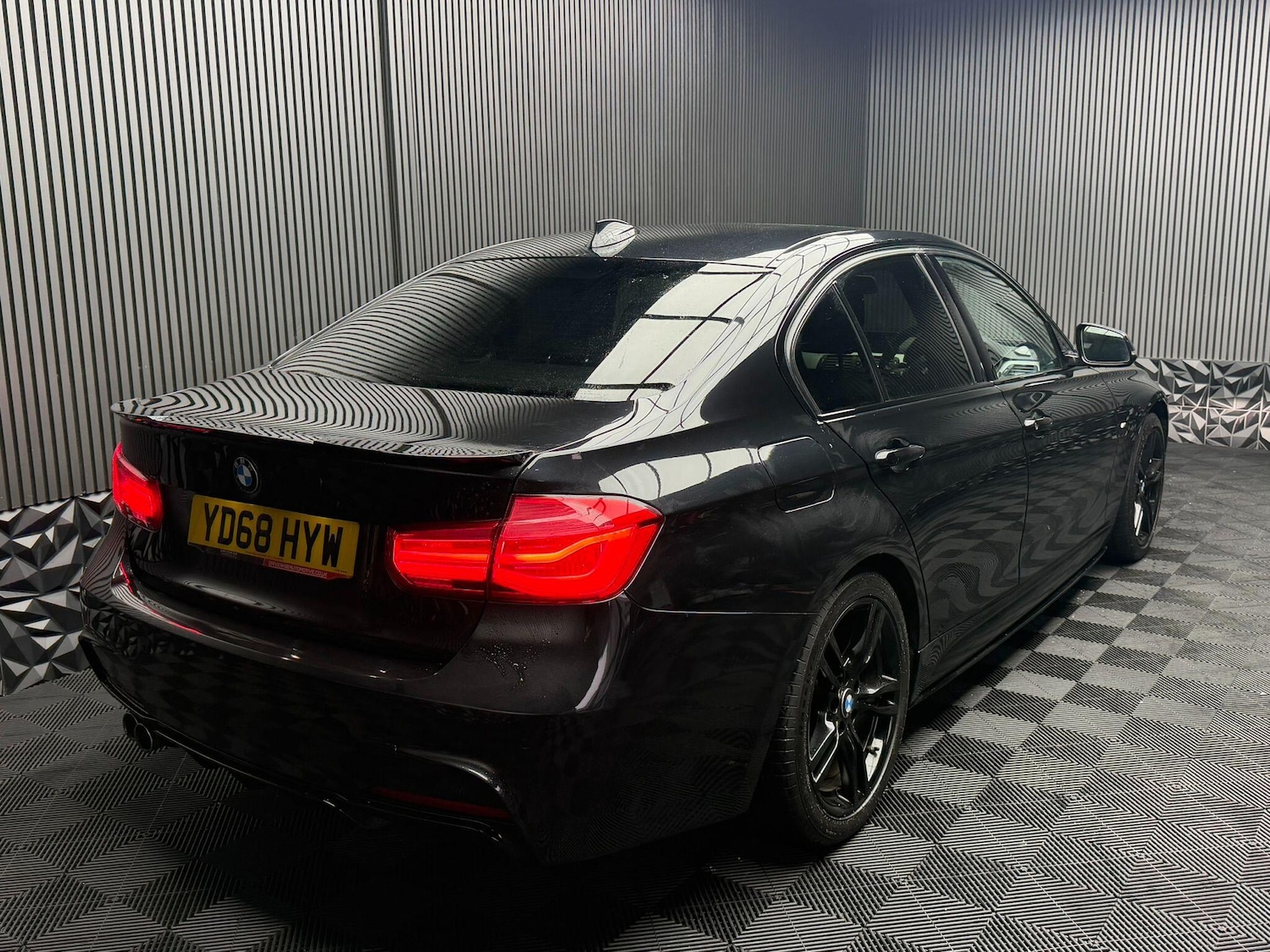 Used BMW 3 Series 2018 for sale - 77559172: Photo 19