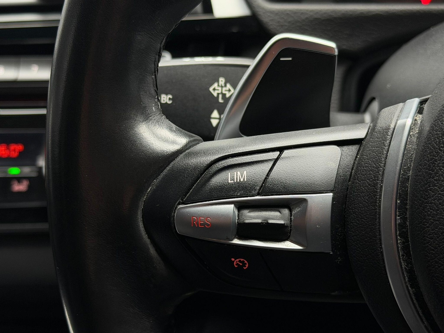 Used BMW 3 Series 2018 for sale - 77559172: Photo 29