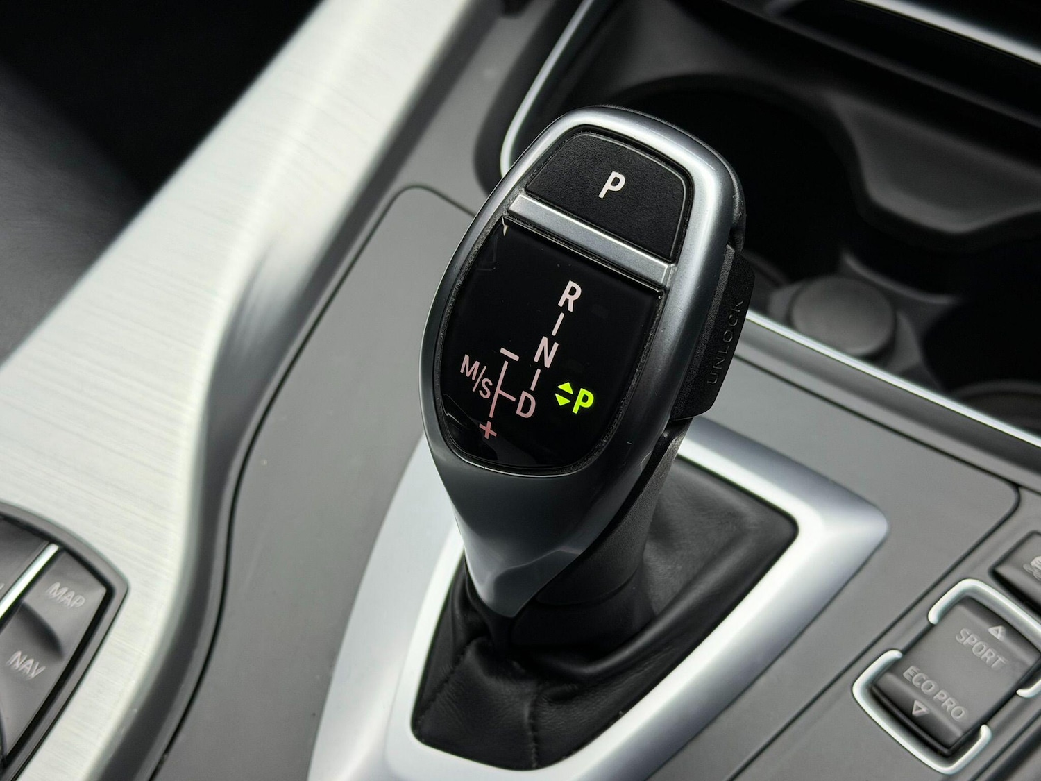 Used BMW 3 Series 2018 for sale - 77559172: Photo 62