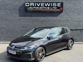 Used Volkswagen Golf 2017 for sale - 75927936: Photo