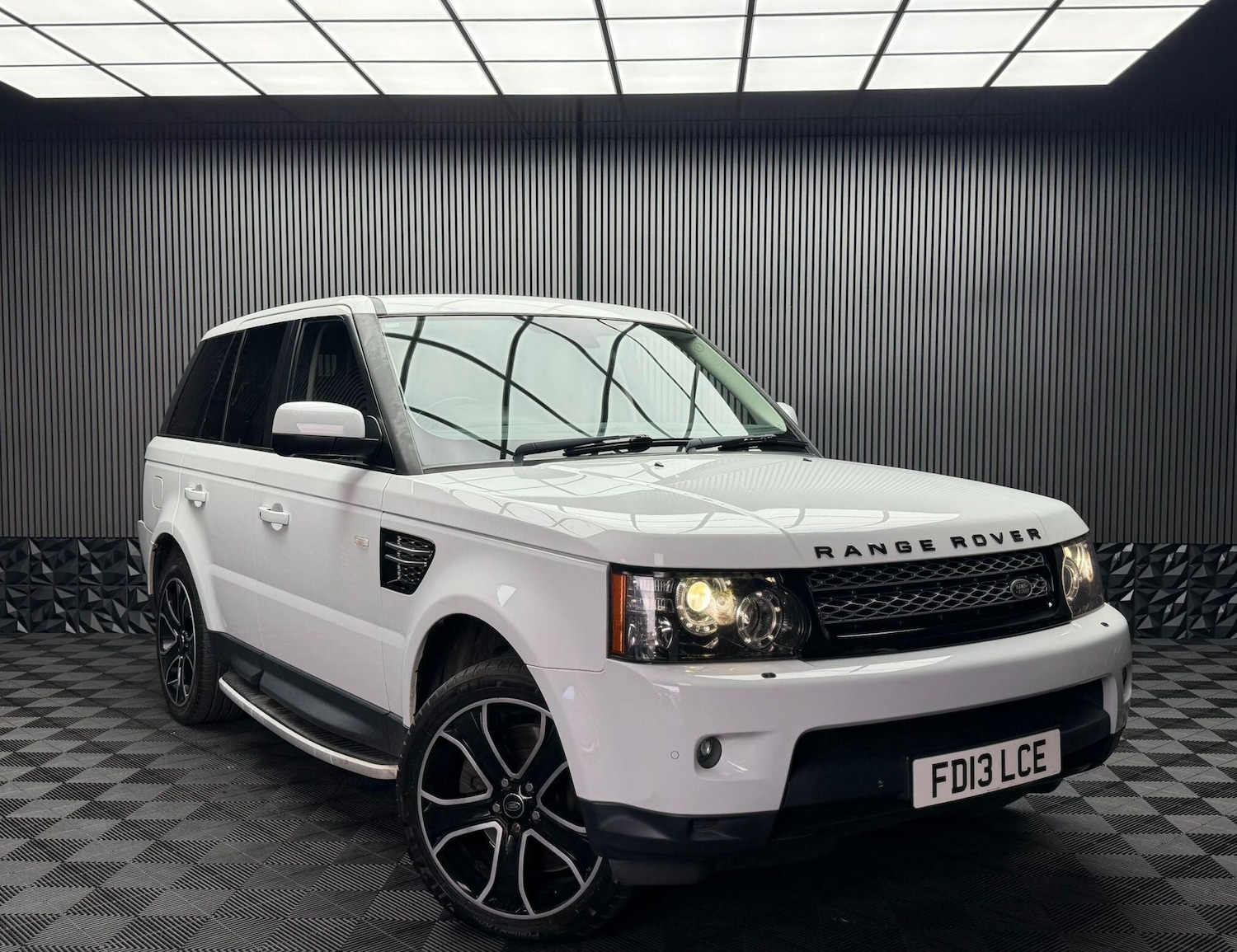 Used Land Rover Range Rover Sport 2013 for sale - 77015514: Photo 10