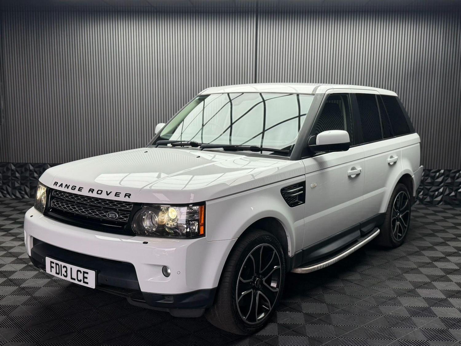 Used Land Rover Range Rover Sport 2013 for sale - 77015514: Photo 13