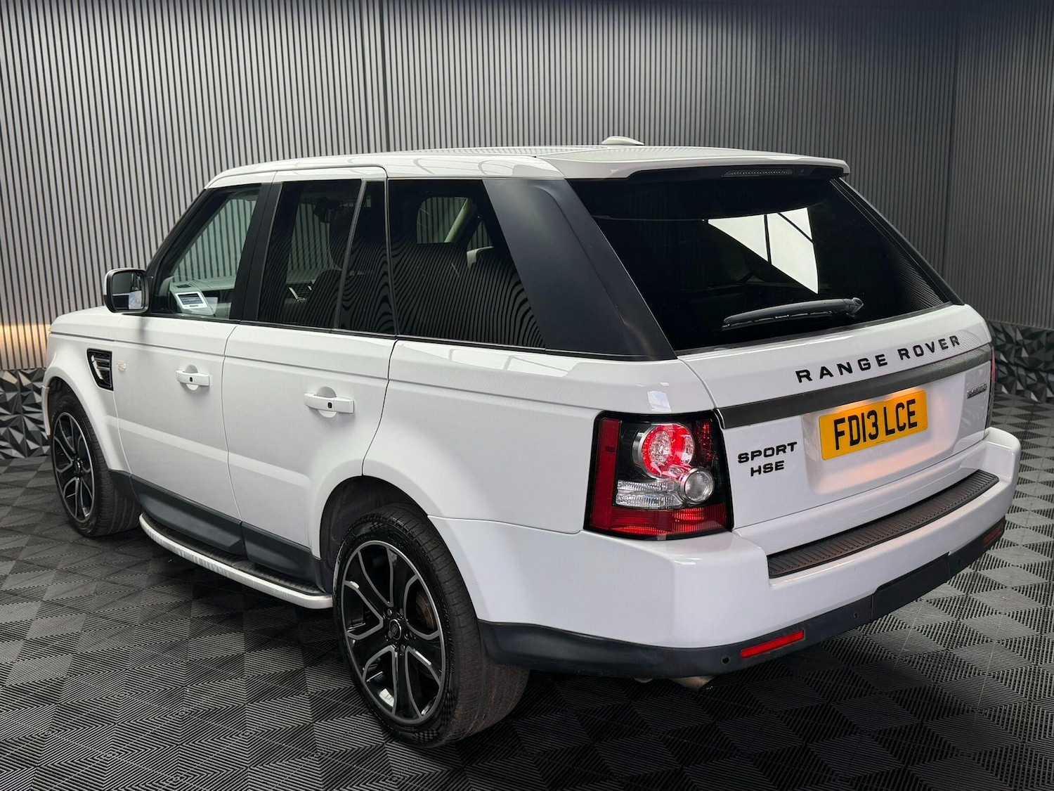 Used Land Rover Range Rover Sport 2013 for sale - 77015514: Photo 14