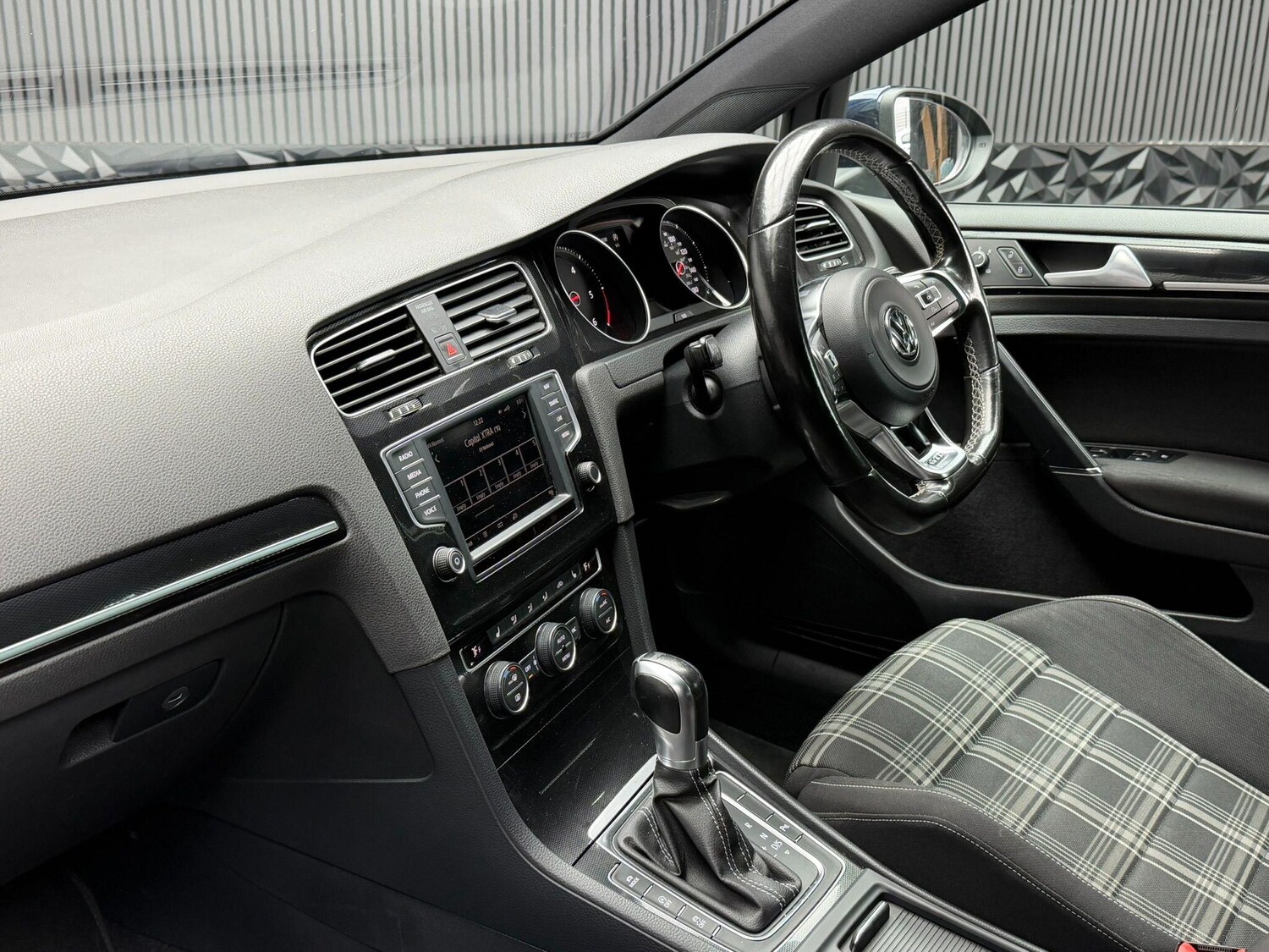 Used Volkswagen Golf 2015 for sale - 77909162: Photo 21