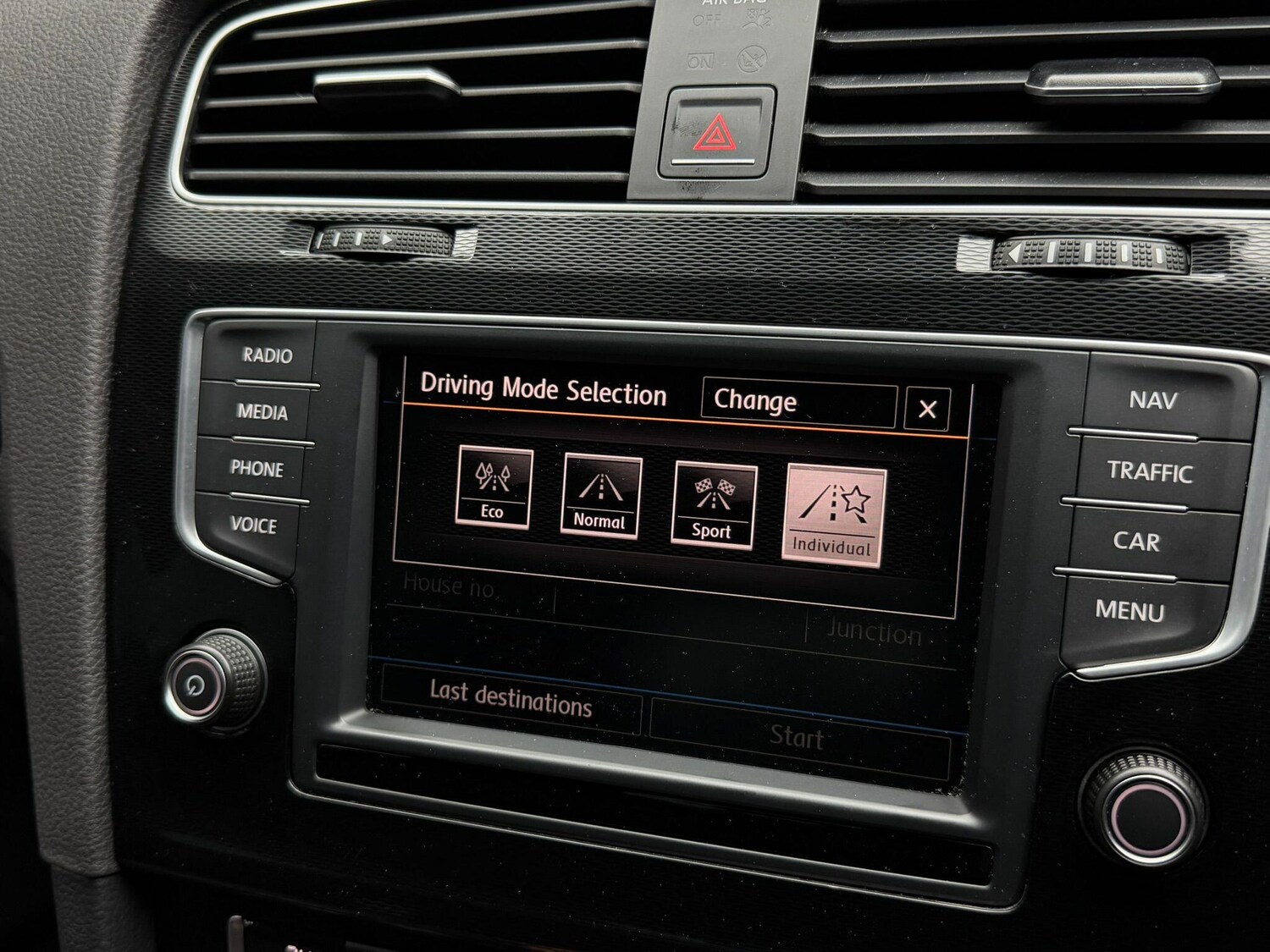 Used Volkswagen Golf 2015 for sale - 77909162: Photo 59