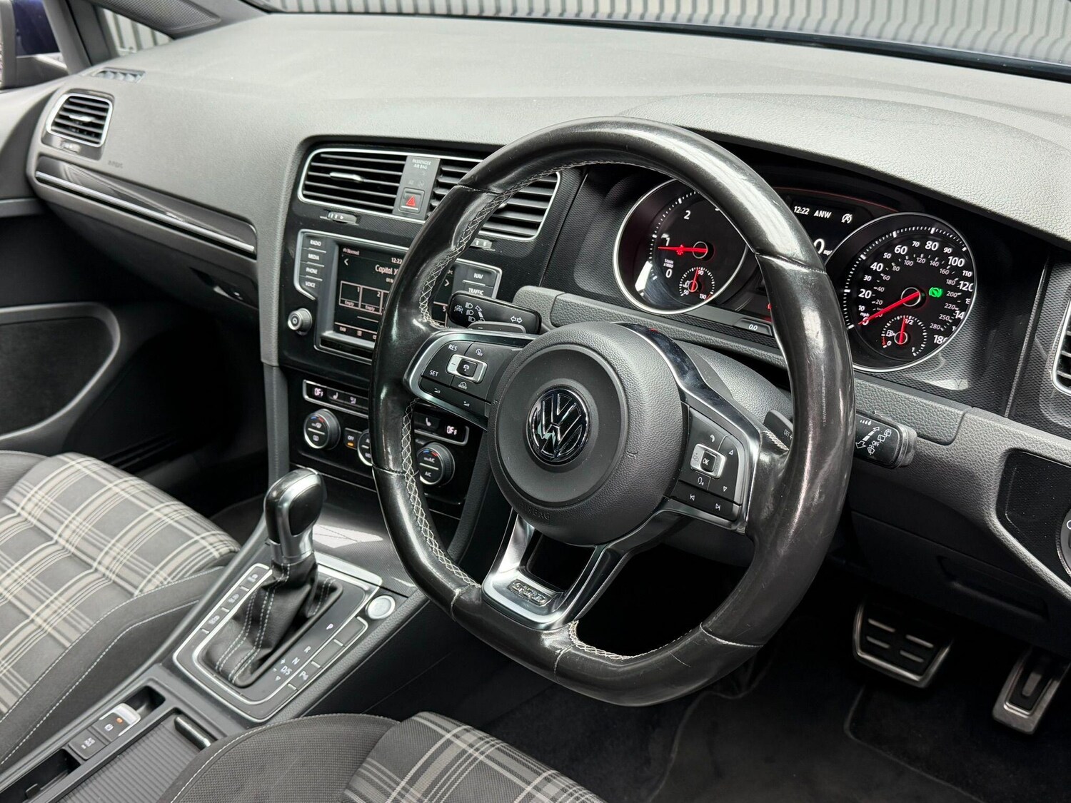 Used Volkswagen Golf 2015 for sale - 77909162: Photo 76