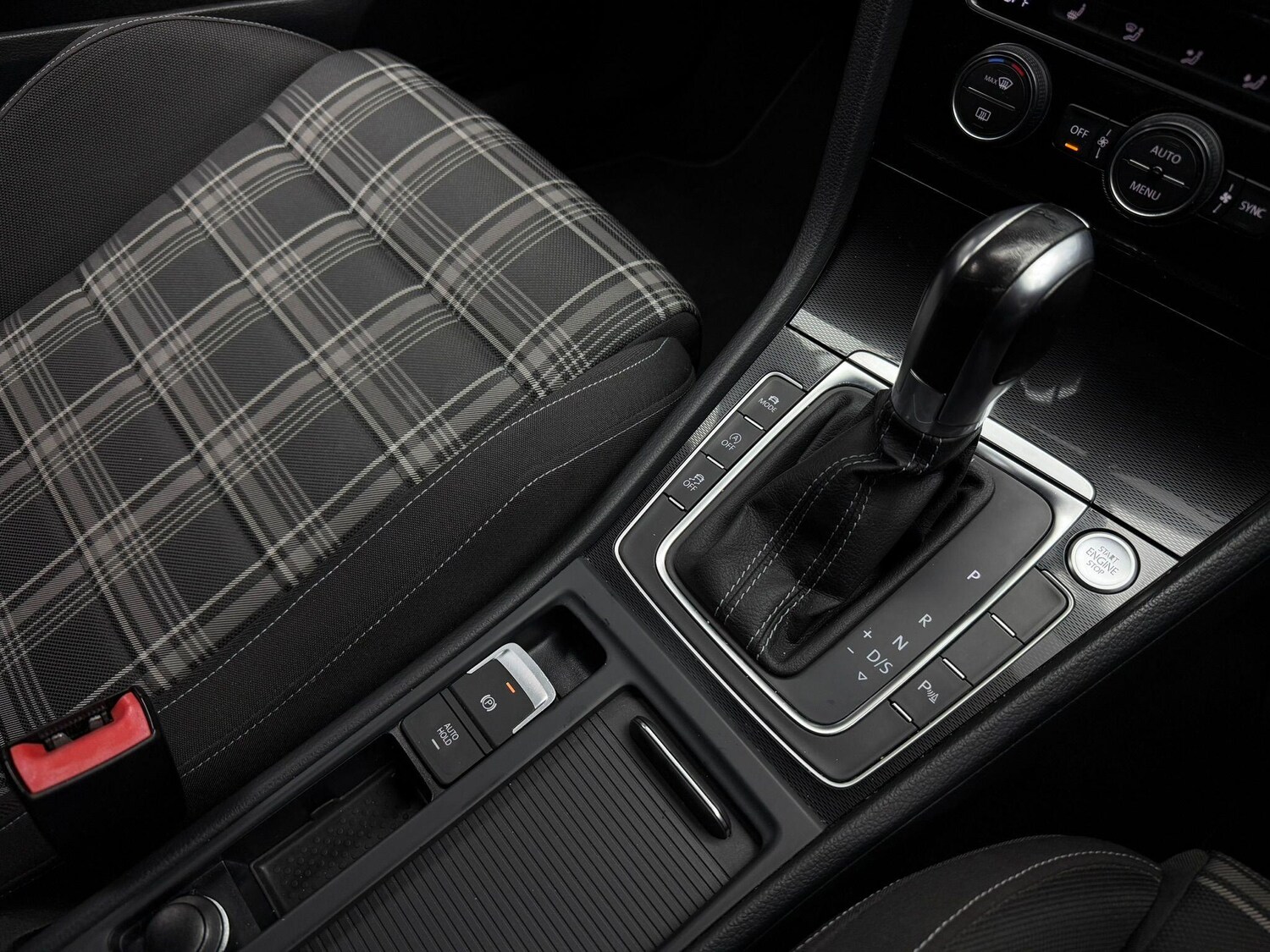 Used Volkswagen Golf 2015 for sale - 77909162: Photo 84