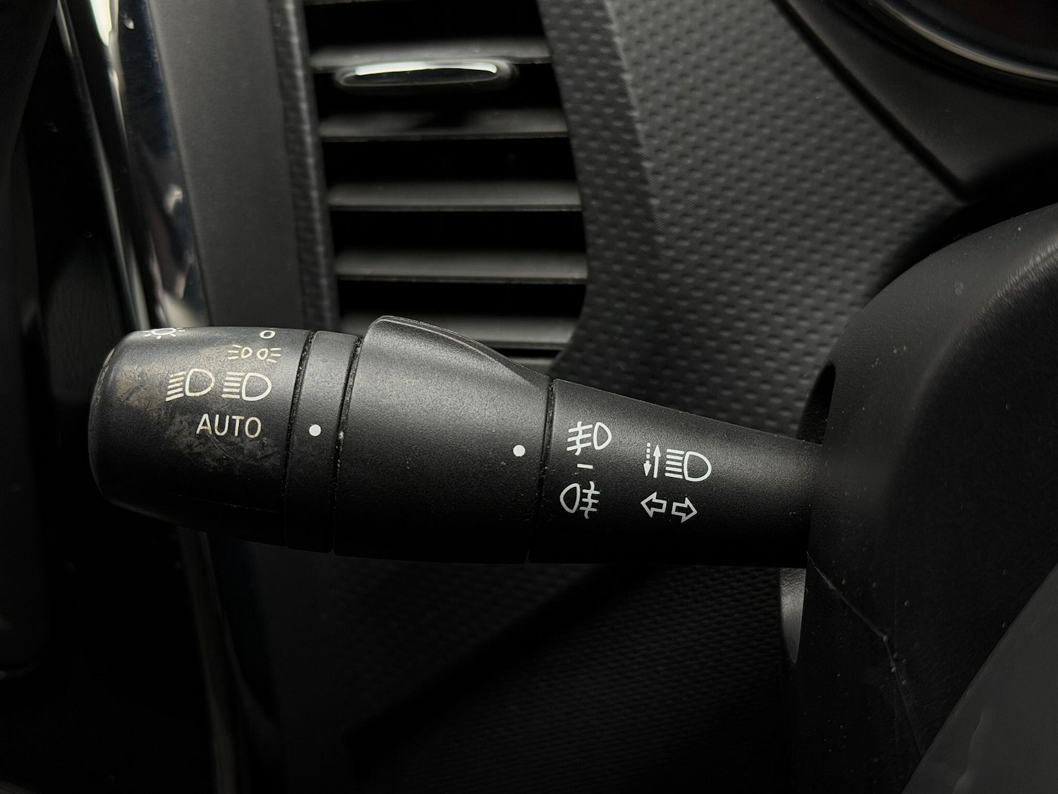 Used Renault Captur 2015 for sale - 77559173: Photo 23