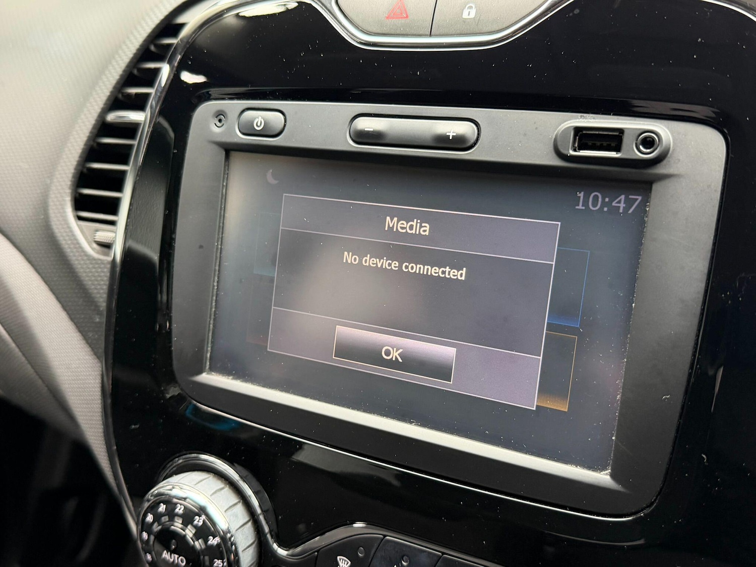 Used Renault Captur 2015 for sale - 77559173: Photo 37