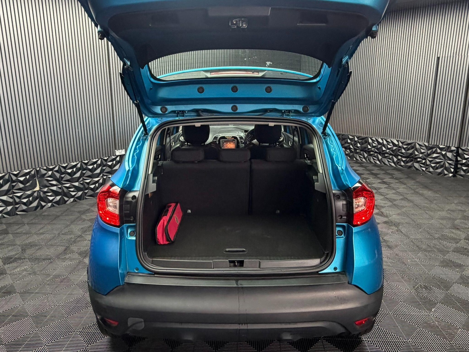 Used Renault Captur 2015 for sale - 77559173: Photo 43