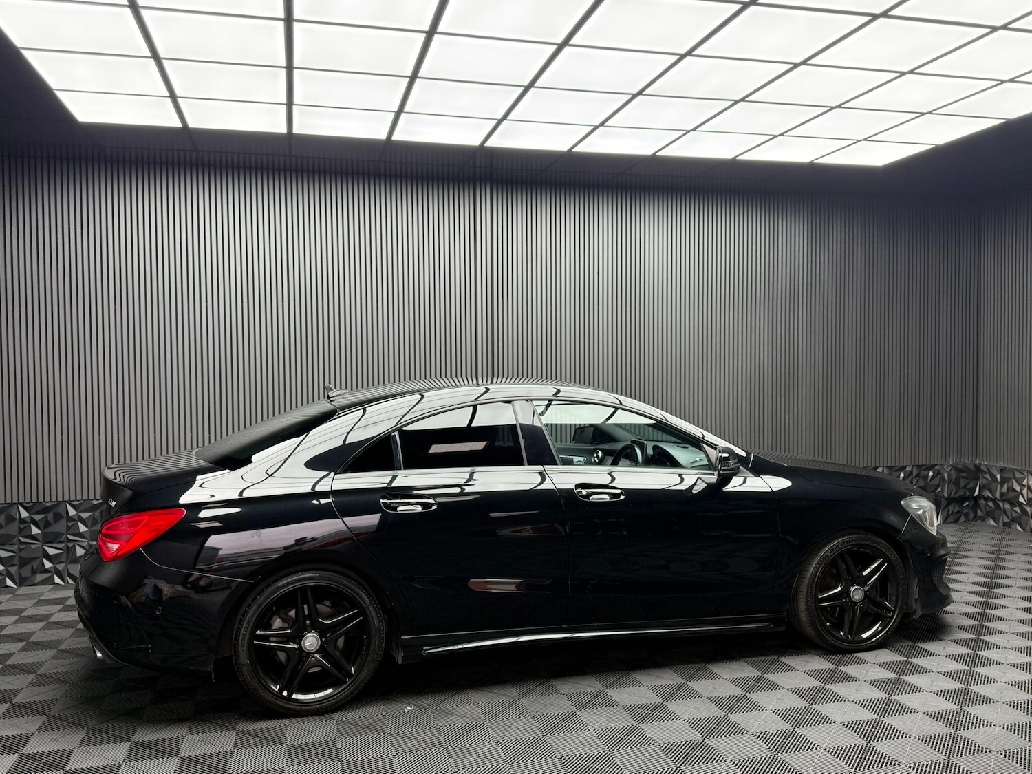 Used Mercedes-Benz CLA 2015 for sale - 76592342: Photo 14