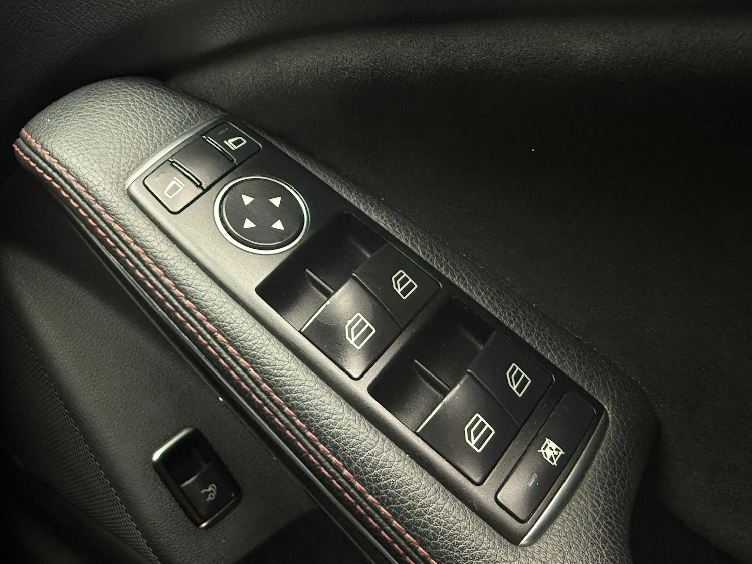 Used Mercedes-Benz CLA 2015 for sale - 76592342: Photo 26