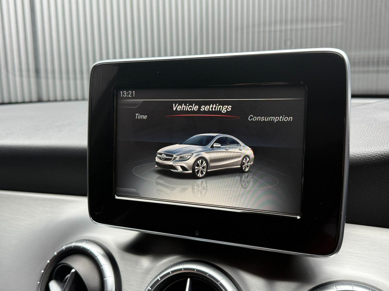 Used Mercedes-Benz CLA 2015 for sale - 76592342: Photo 42