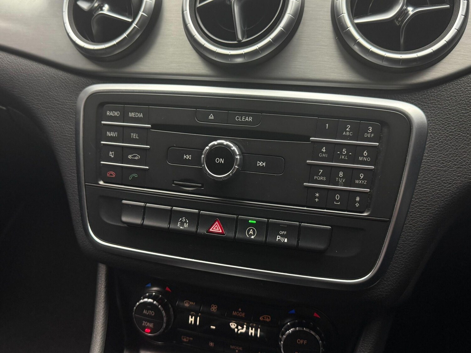 Used Mercedes-Benz CLA 2015 for sale - 76592342: Photo 71