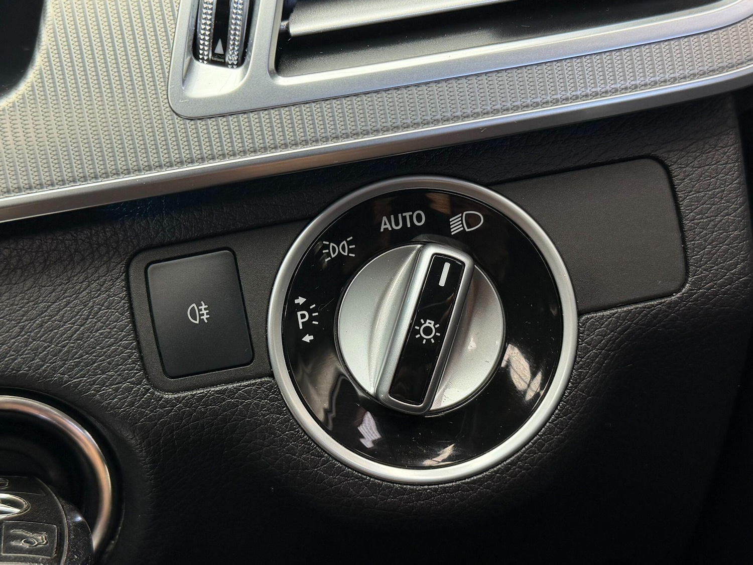 Used Mercedes-Benz E Class 2016 for sale - 78184358: Photo 26