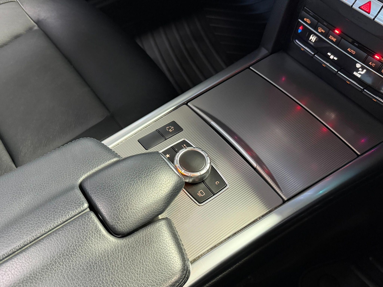 Used Mercedes-Benz E Class 2016 for sale - 78184358: Photo 33