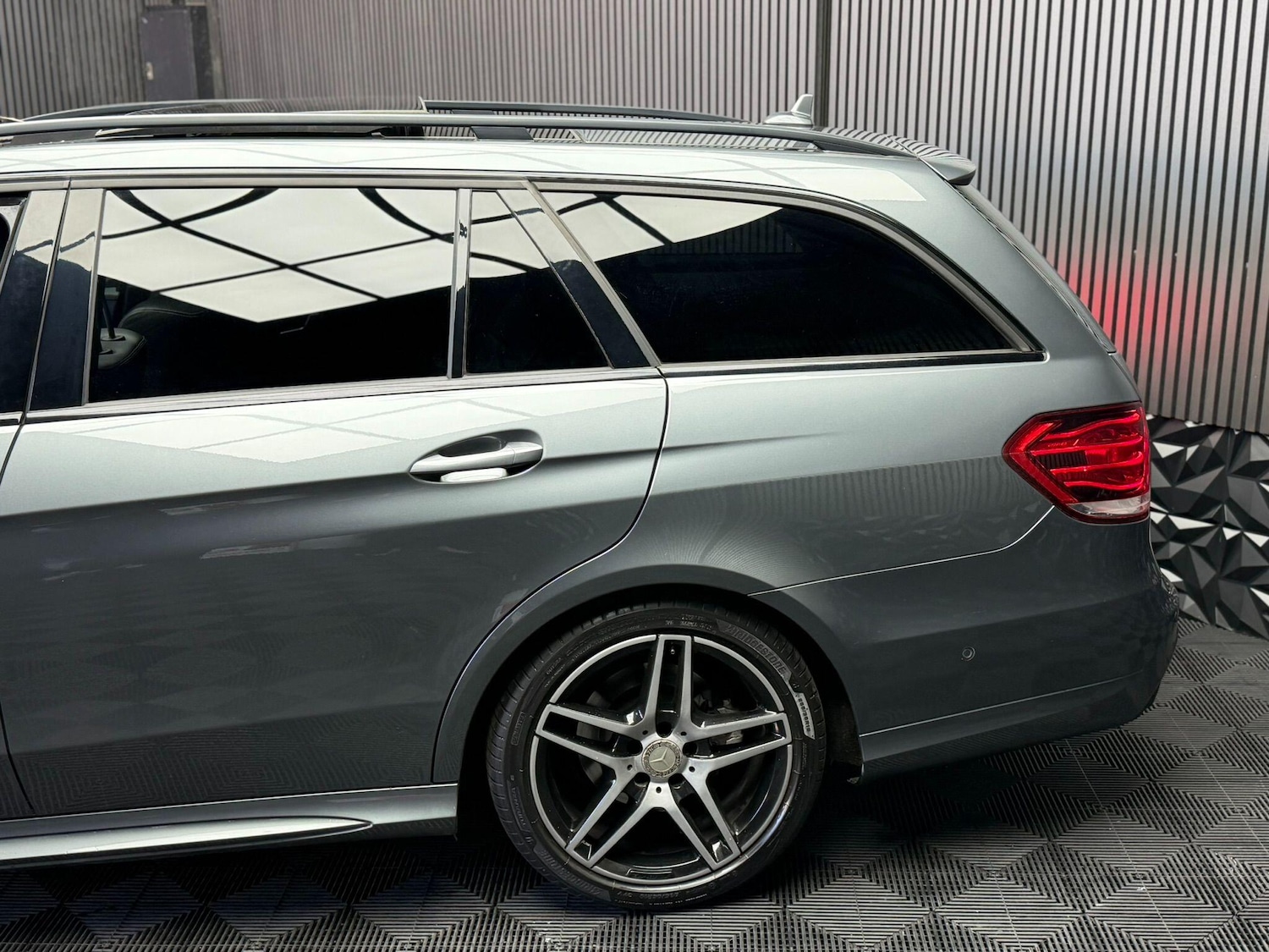 Used Mercedes-Benz E Class 2016 for sale - 78184358: Photo 38