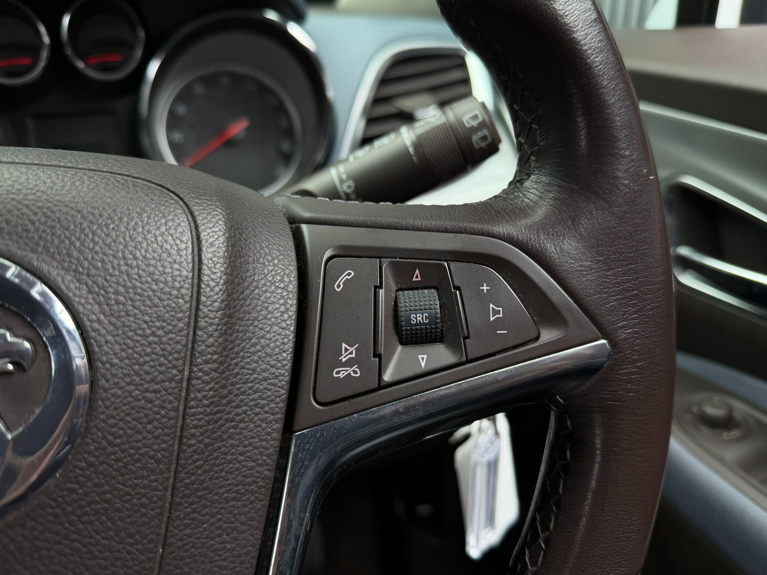 Used Vauxhall Mokka 2013 for sale - 76989860: Photo 30