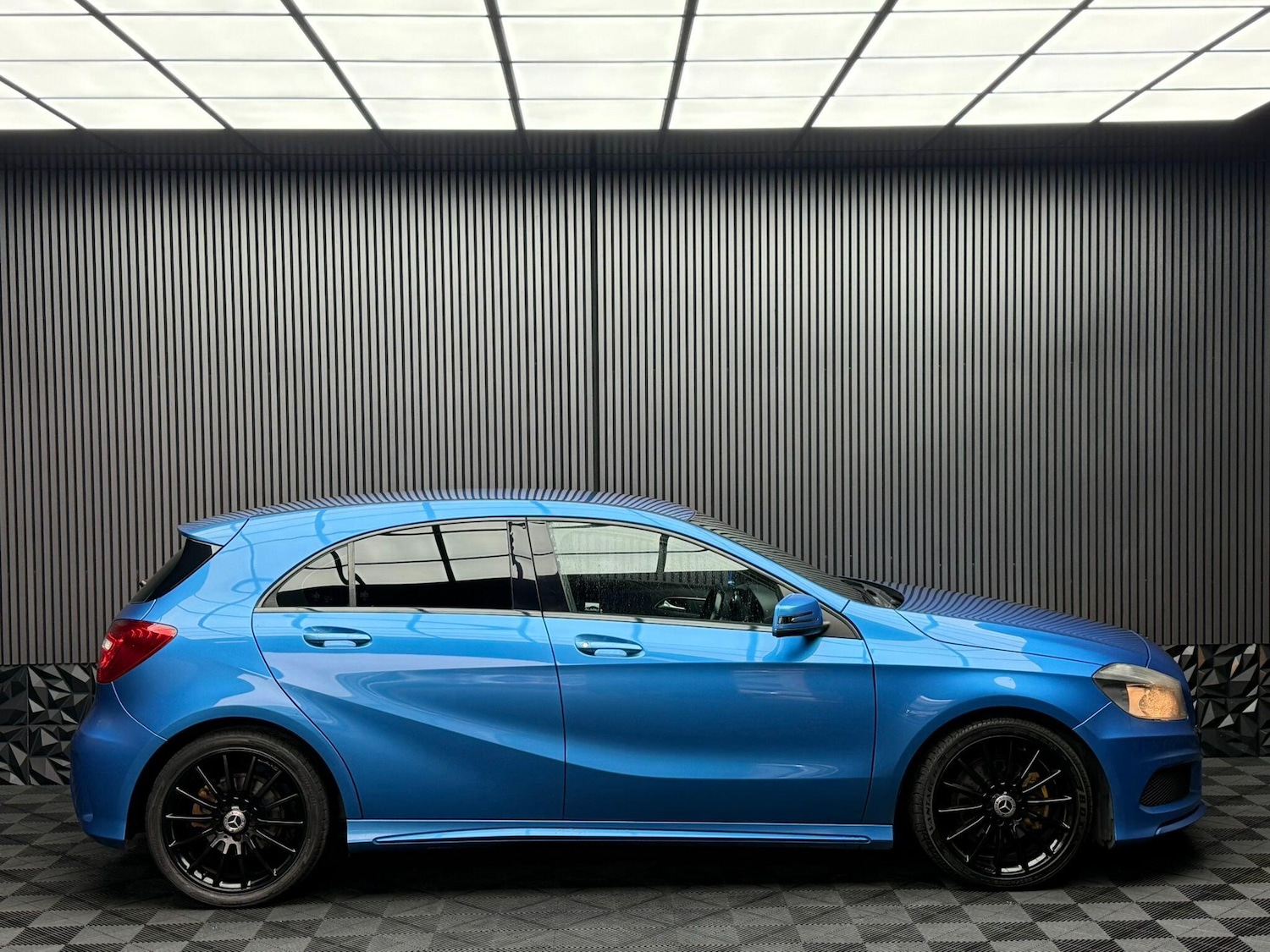 Used Mercedes-Benz A-Class 2013 for sale - 76592046: Photo 18