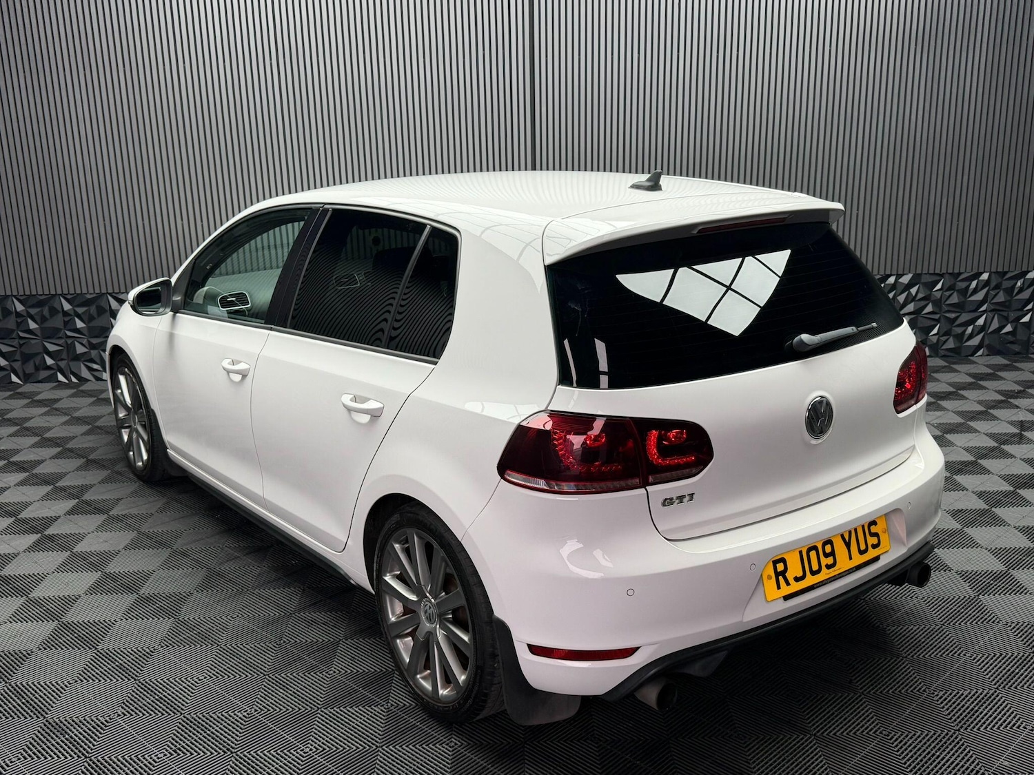 Used Volkswagen Golf 2009 for sale - 77053958: Photo 11