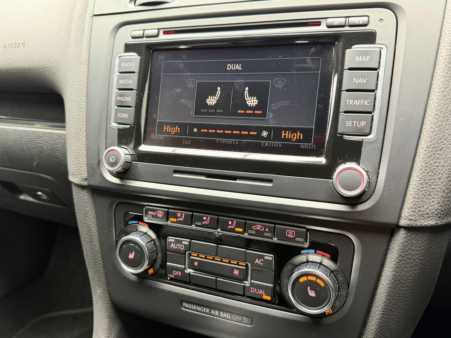 Used Volkswagen Golf 2009 for sale - 77053958: Photo 32