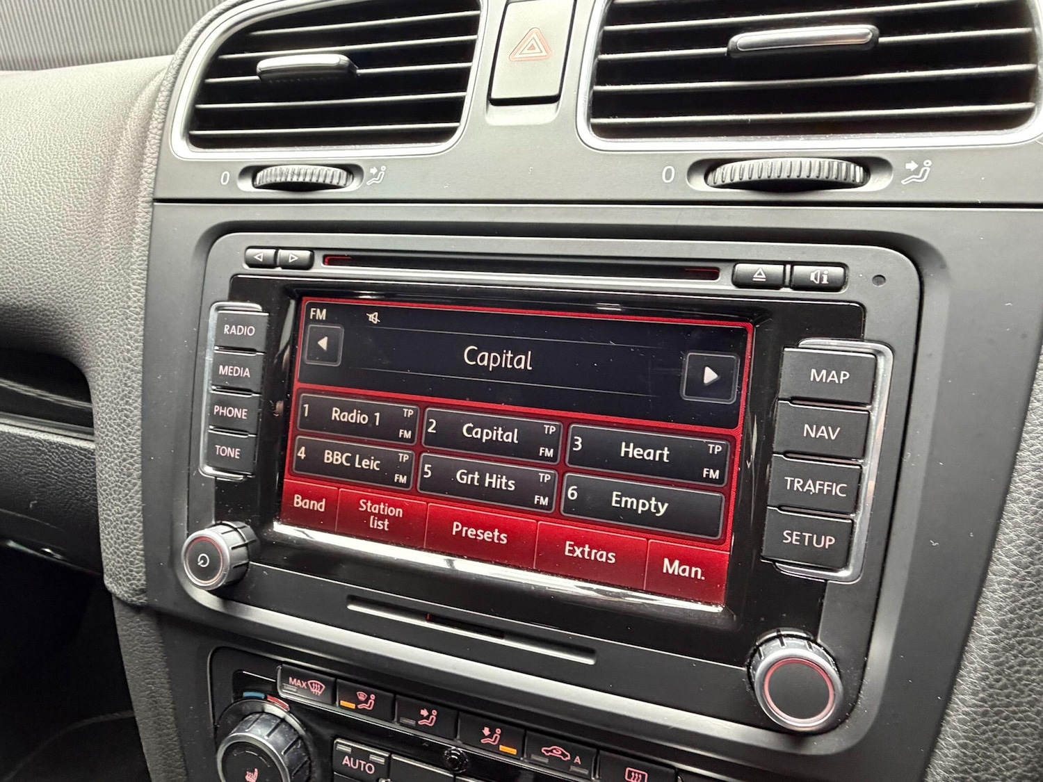 Used Volkswagen Golf 2009 for sale - 77053958: Photo 34