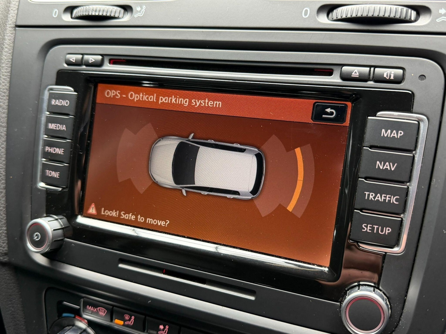 Used Volkswagen Golf 2009 for sale - 77053958: Photo 42