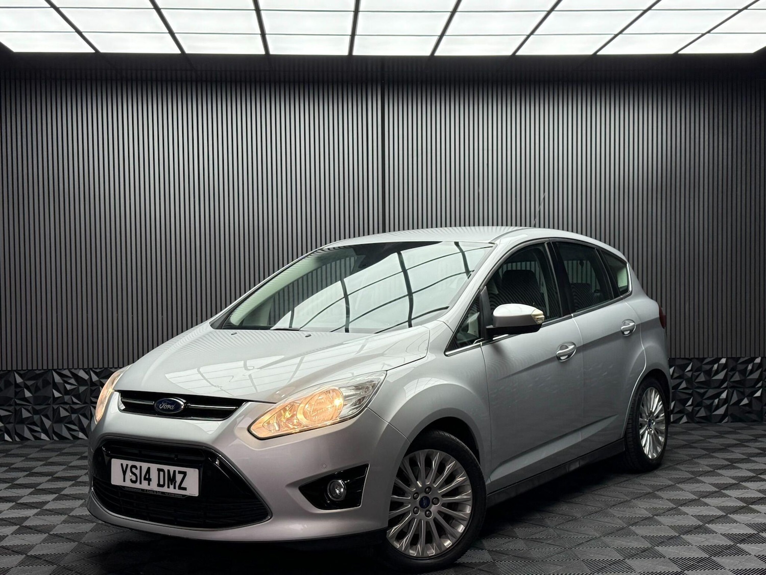 Used Ford C-Max 2014 for sale - 76377589: Photo 10
