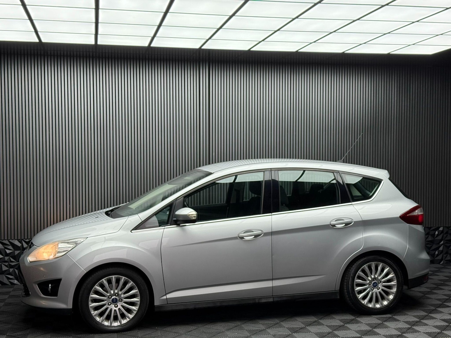 Used Ford C-Max 2014 for sale - 76377589: Photo 14