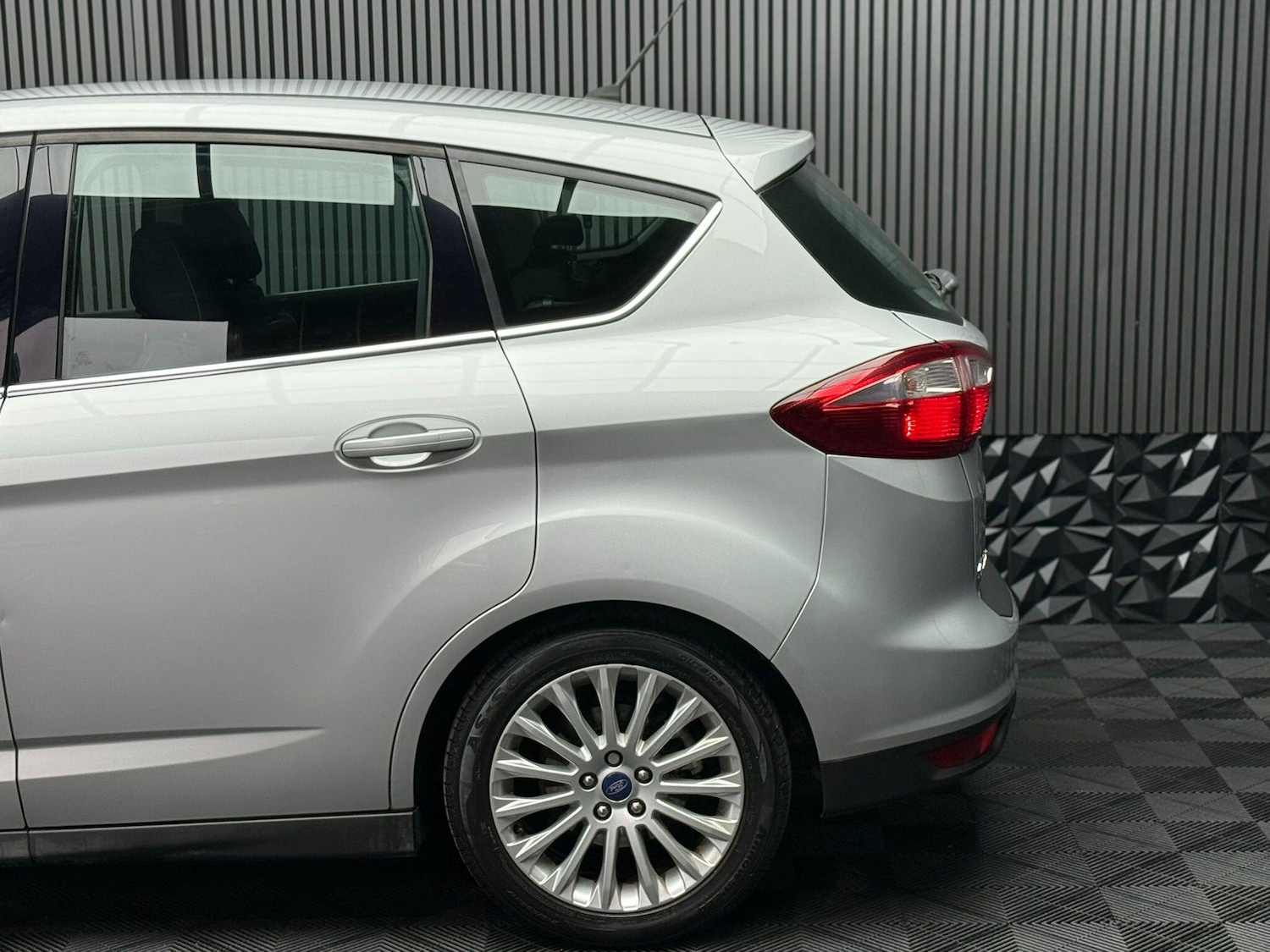 Used Ford C-Max 2014 for sale - 76377589: Photo 53