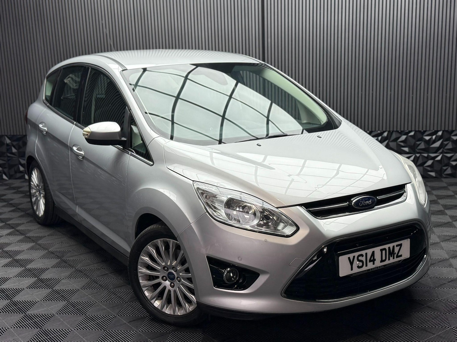 Used Ford C-Max 2014 for sale - 76377589: Photo 6