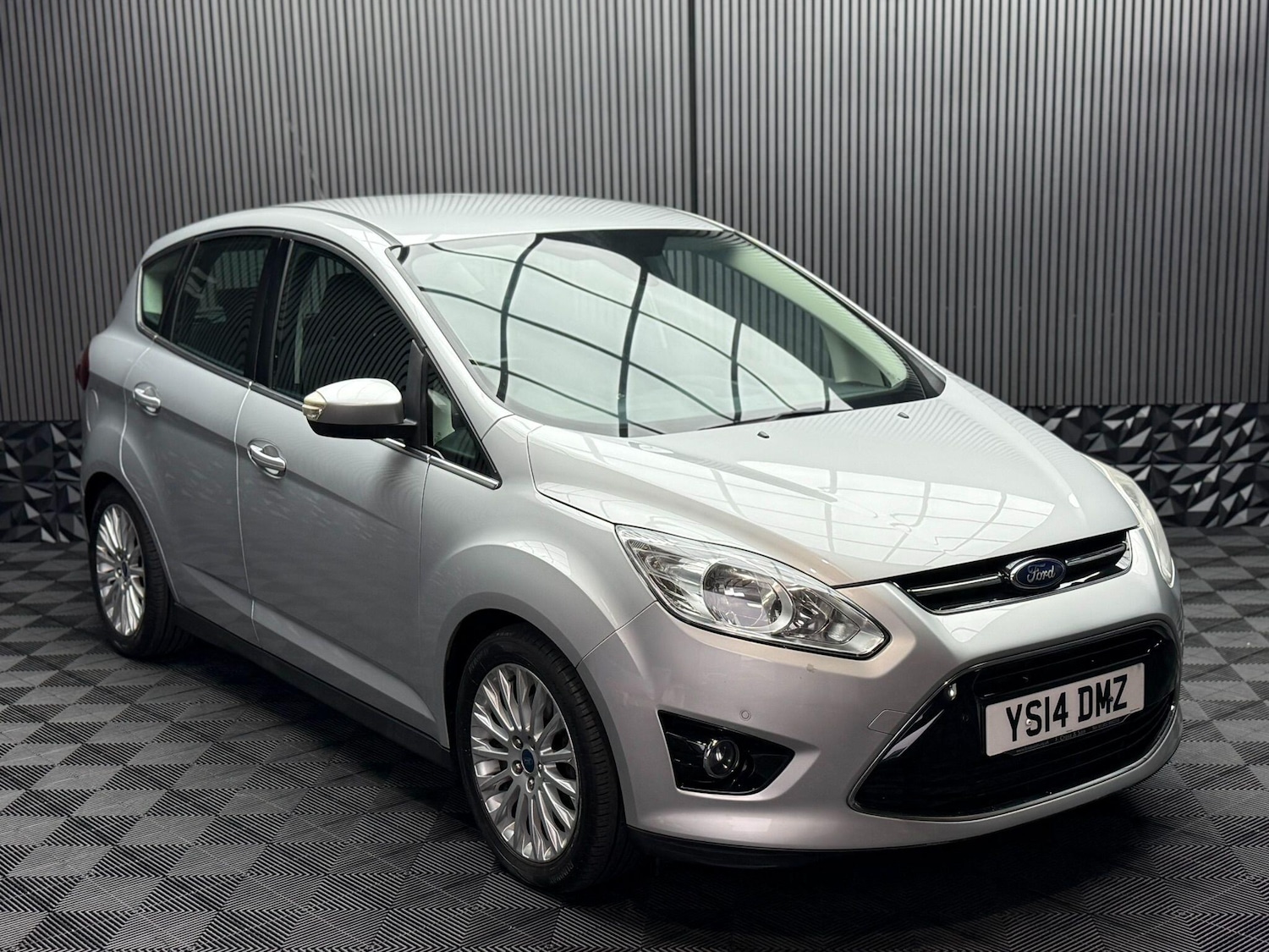 Used Ford C-Max 2014 for sale - 76377589: Photo 7