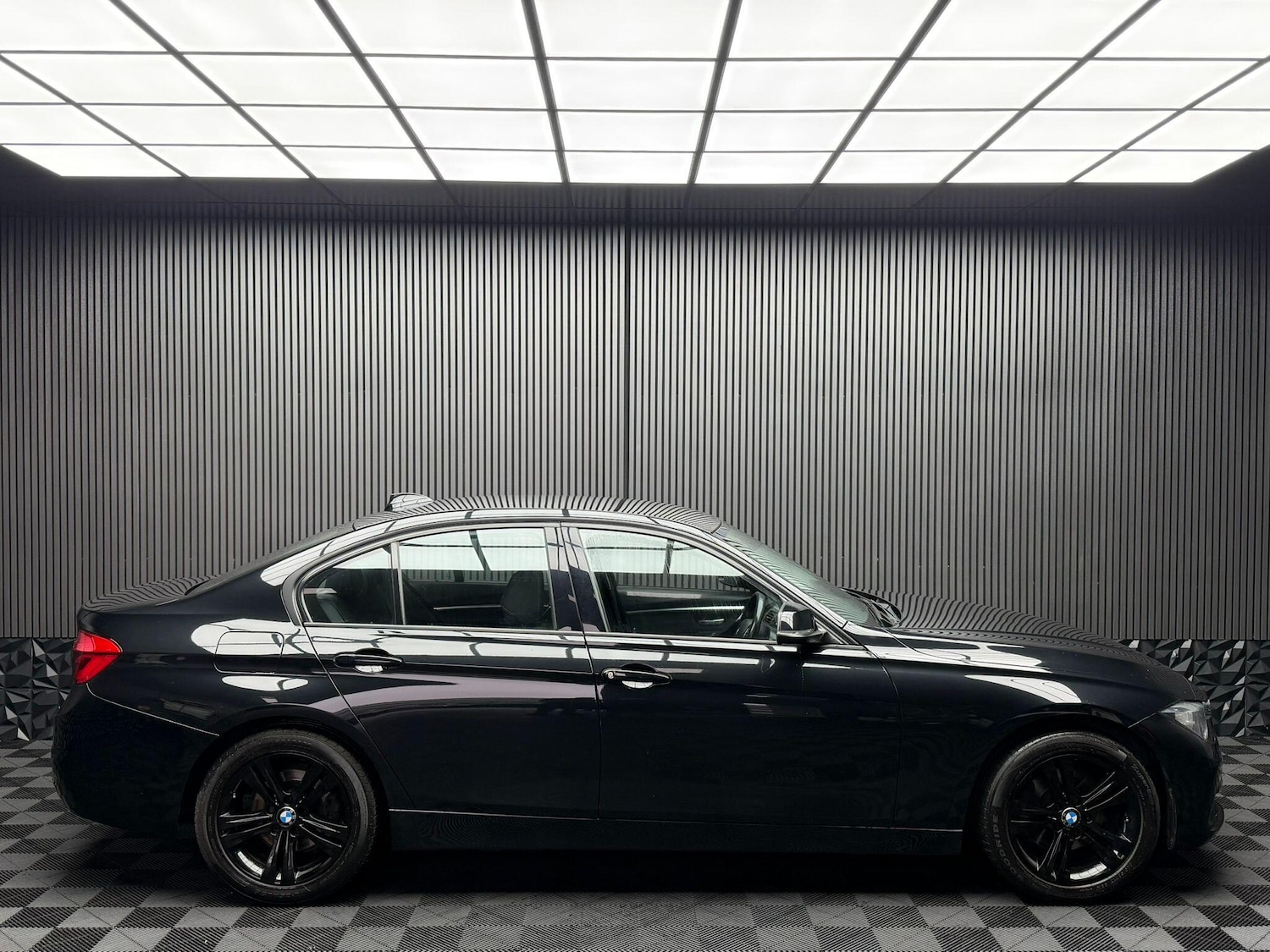 Used BMW 3 Series 2017 for sale - 77376681: Photo 15