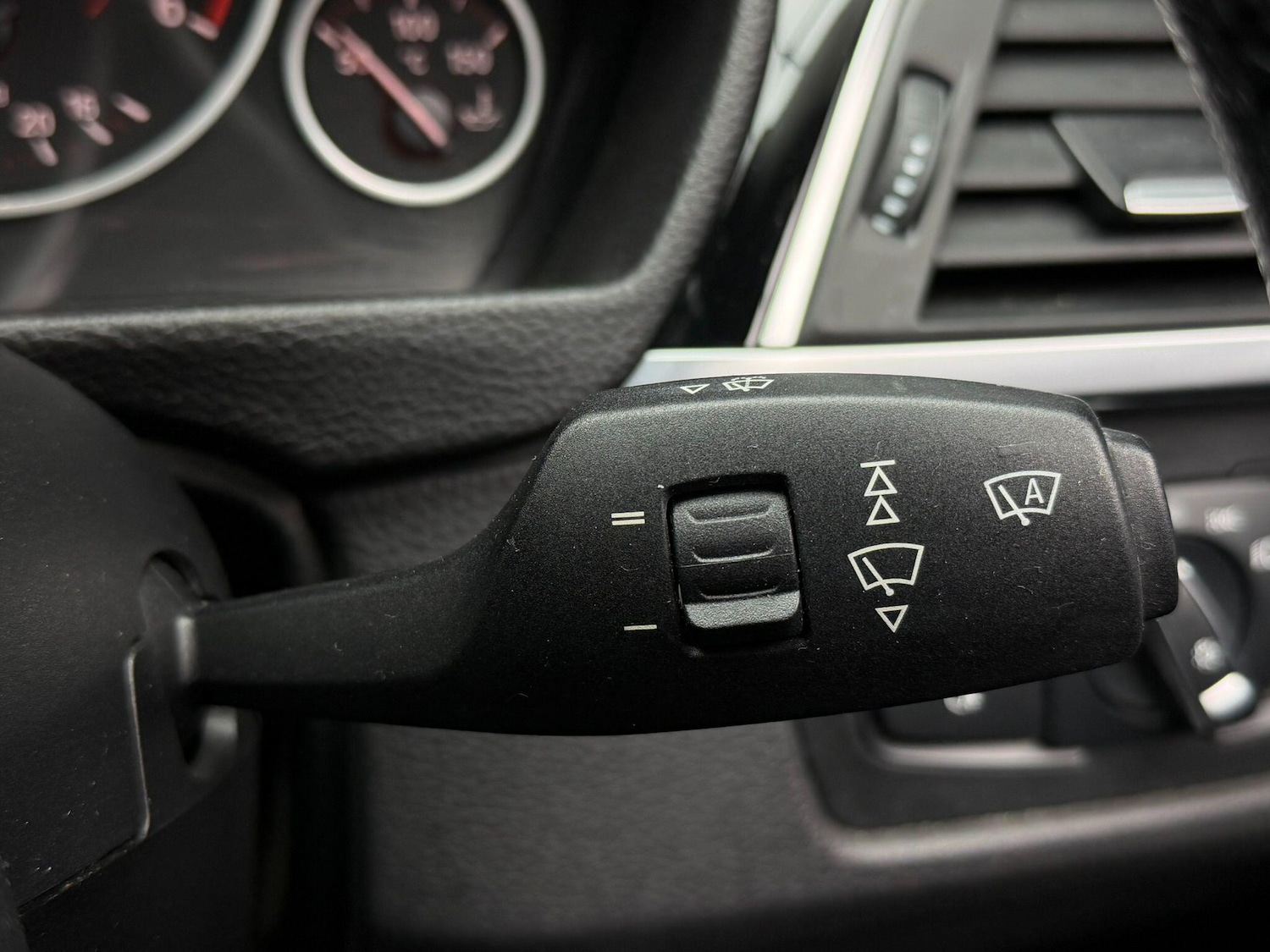 Used BMW 3 Series 2017 for sale - 77376681: Photo 27