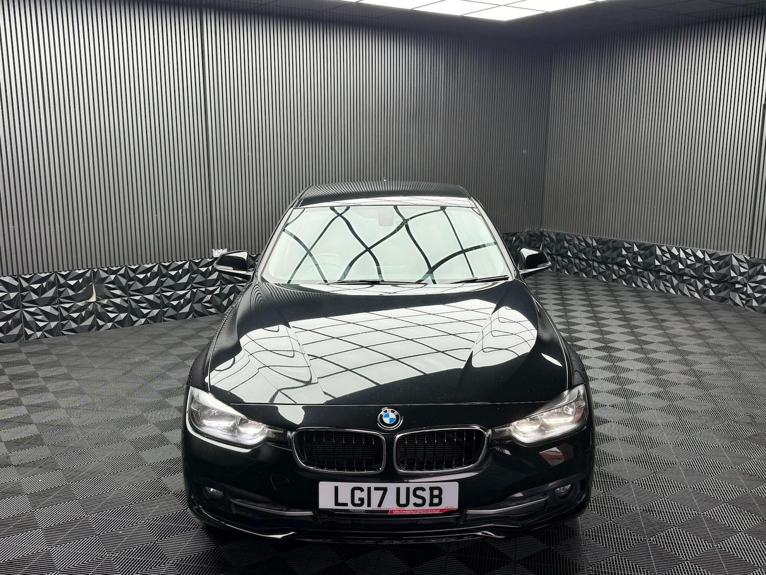 Used BMW 3 Series 2017 for sale - 77376681: Photo 3