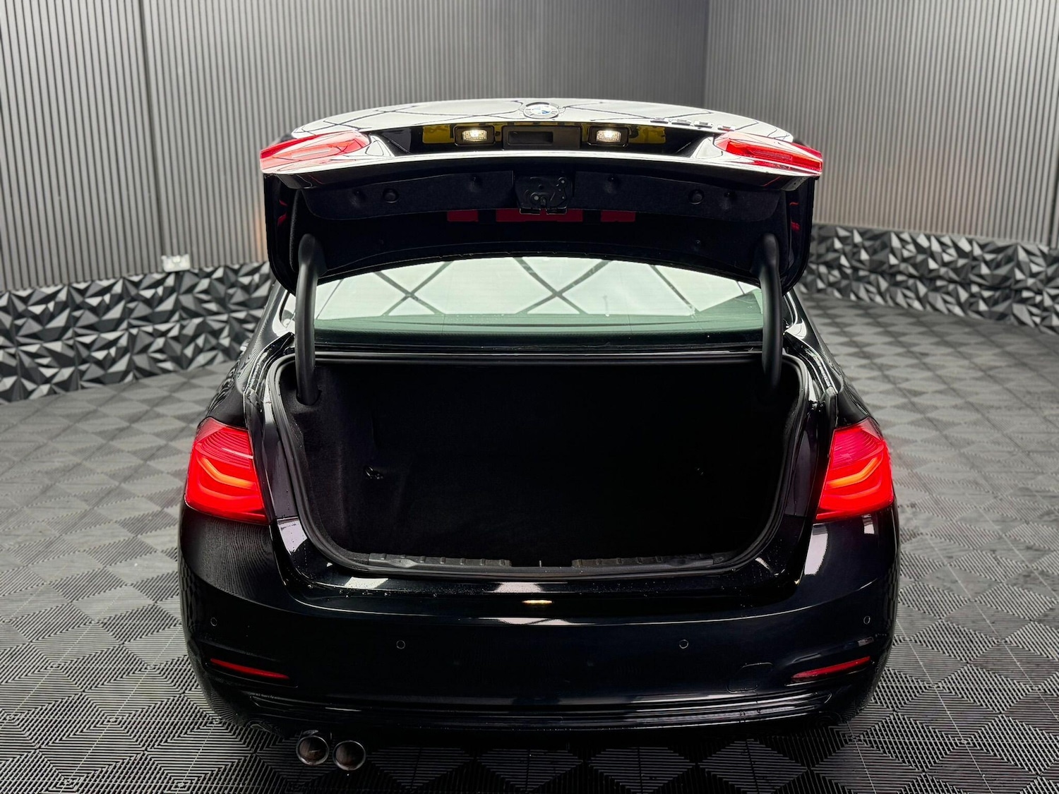 Used BMW 3 Series 2017 for sale - 77376681: Photo 58