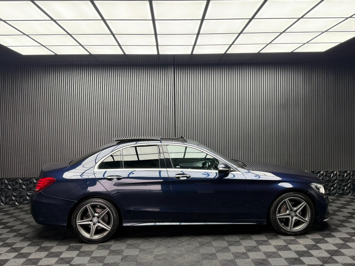 Used Mercedes-Benz C Class 2015 for sale - 77376672: Photo 14