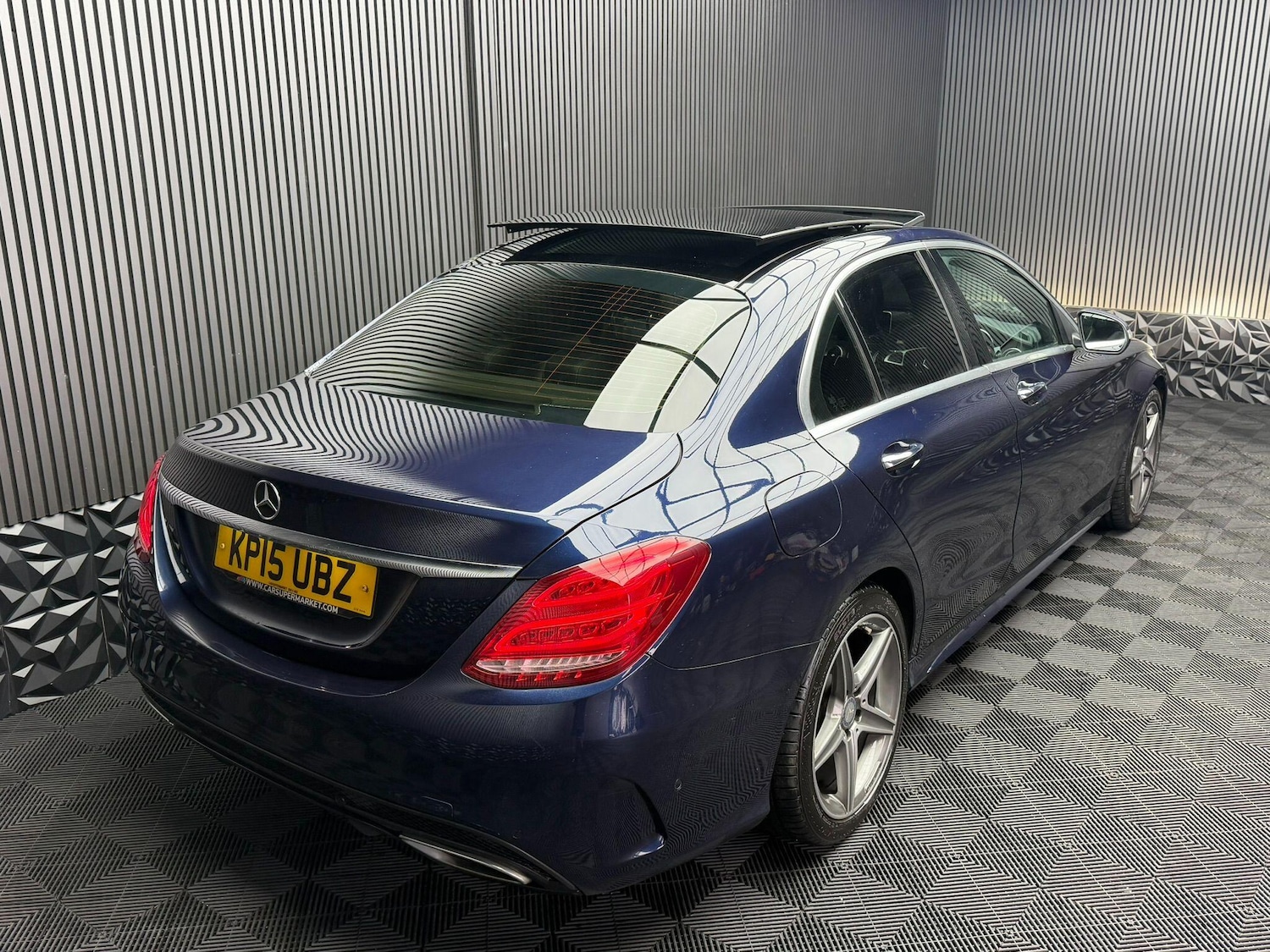 Used Mercedes-Benz C Class 2015 for sale - 77376672: Photo 16