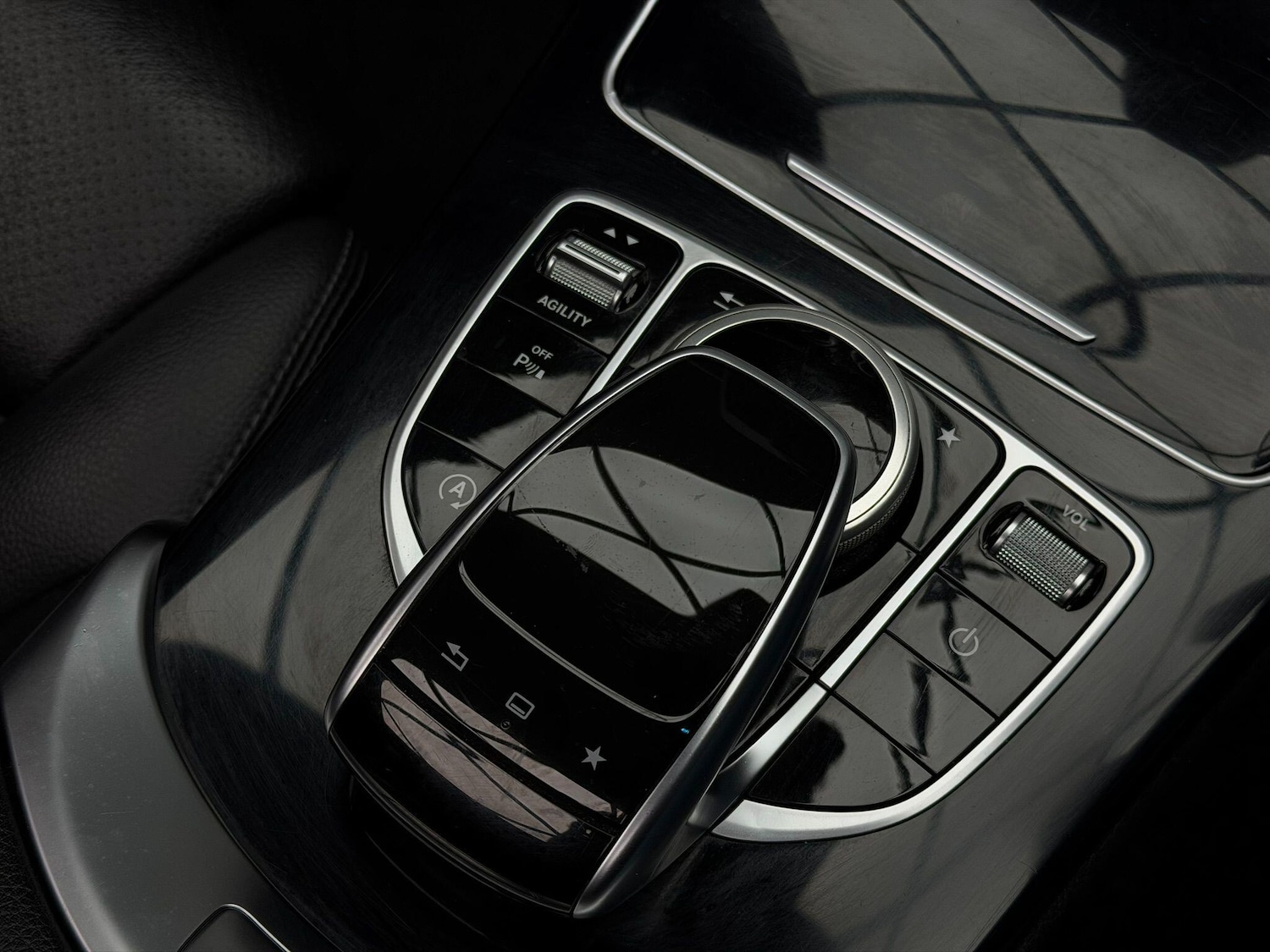 Used Mercedes-Benz C Class 2015 for sale - 77376672: Photo 19