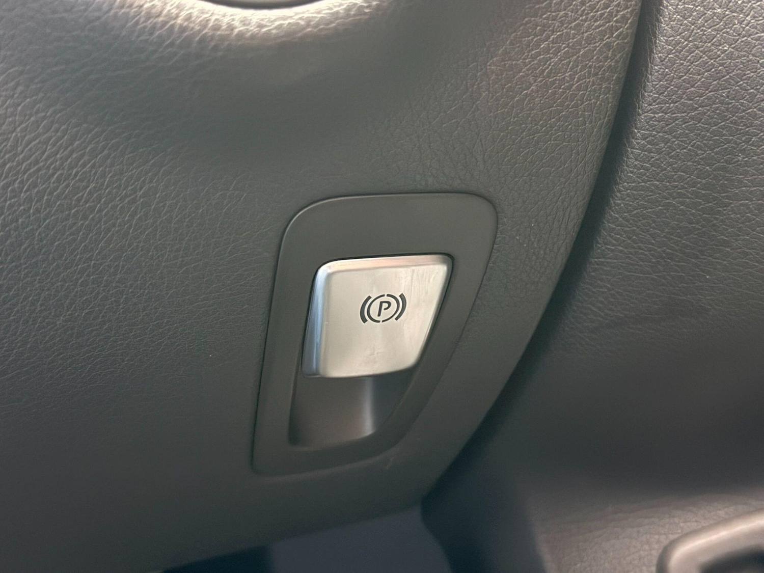 Used Mercedes-Benz C Class 2015 for sale - 77376672: Photo 23