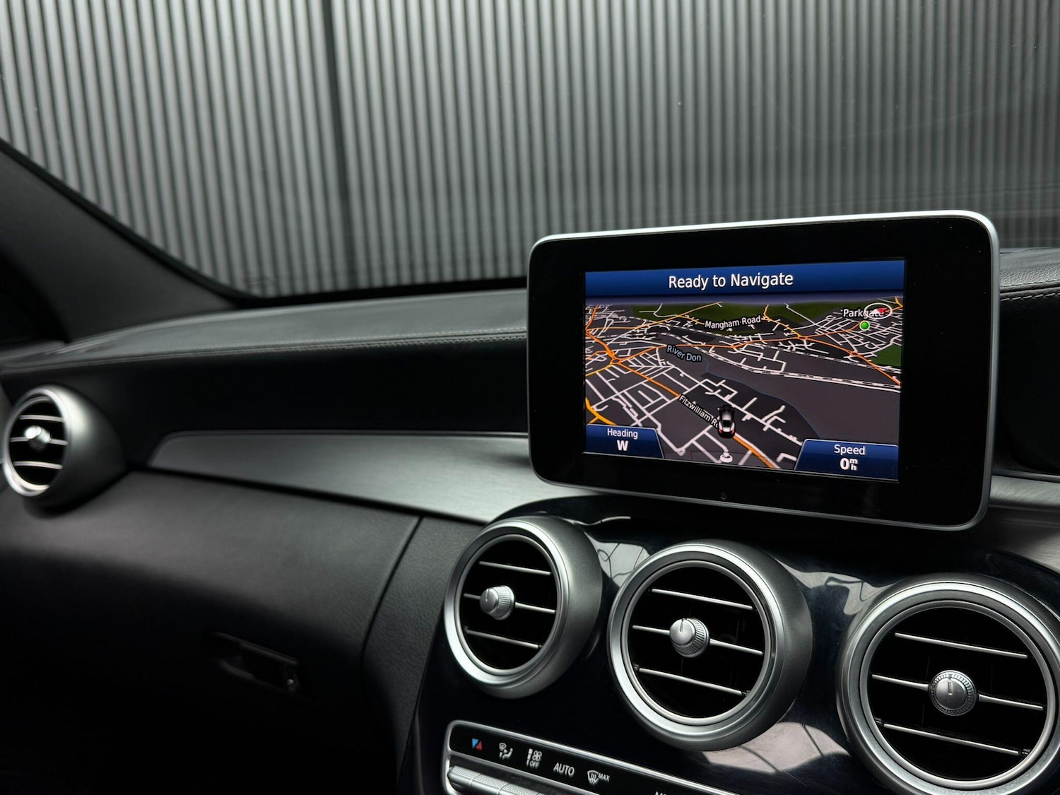 Used Mercedes-Benz C Class 2015 for sale - 77376672: Photo 38