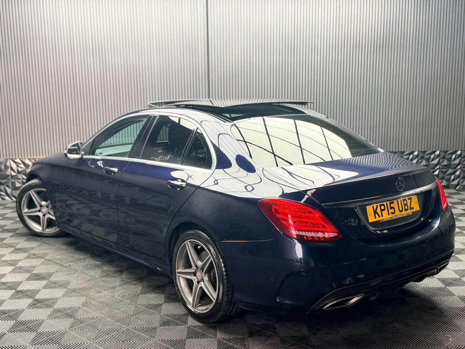 Used Mercedes-Benz C Class 2015 for sale - 77376672: Photo 5