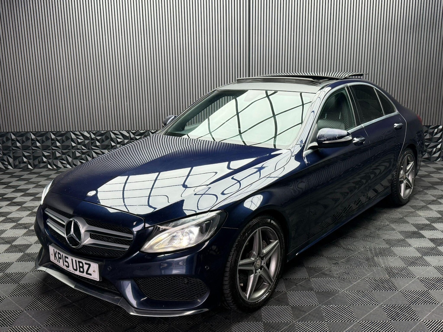 Used Mercedes-Benz C Class 2015 for sale - 77376672: Photo 9