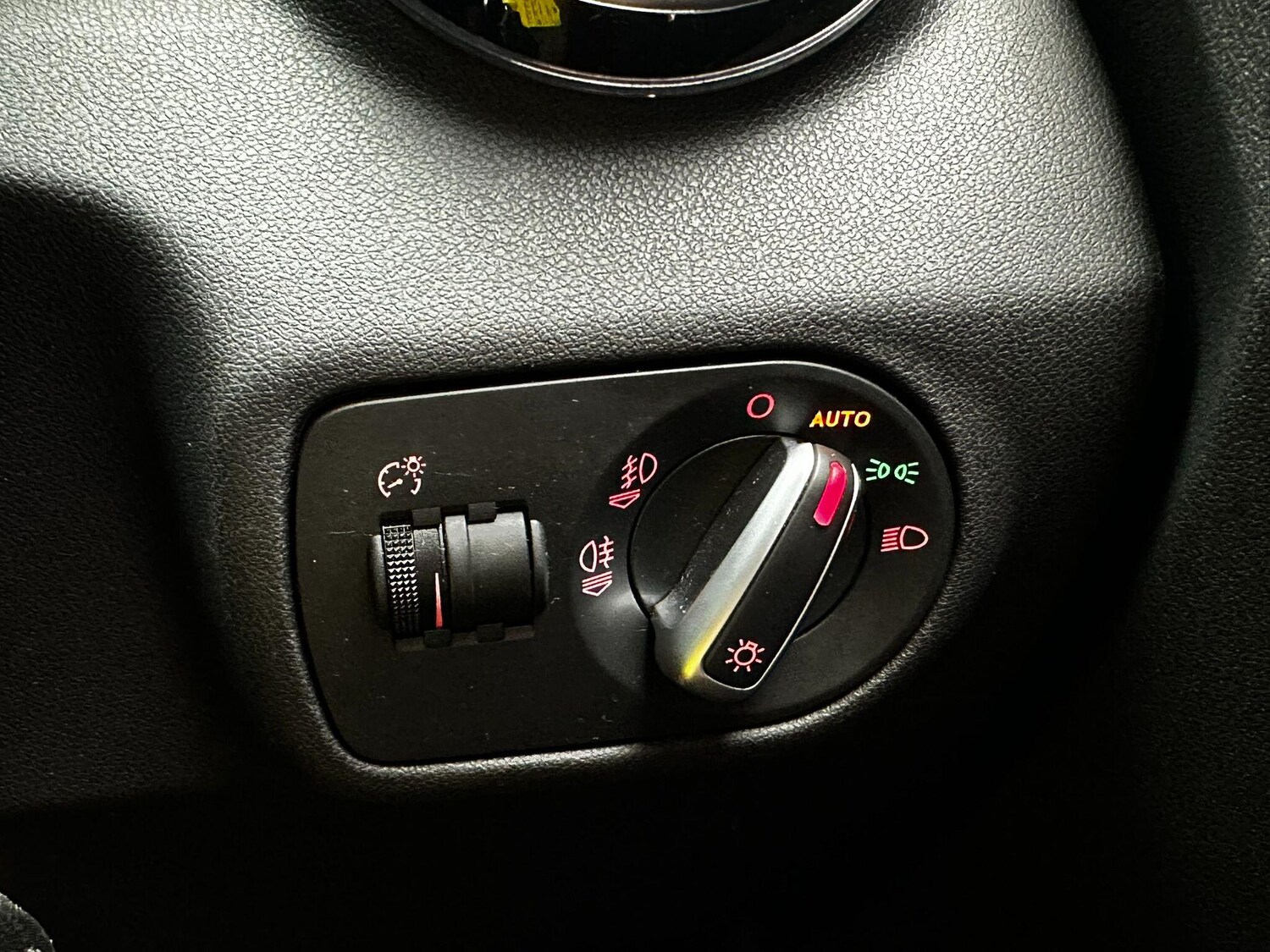 Used Audi A1 2015 for sale - 76317864: Photo 27