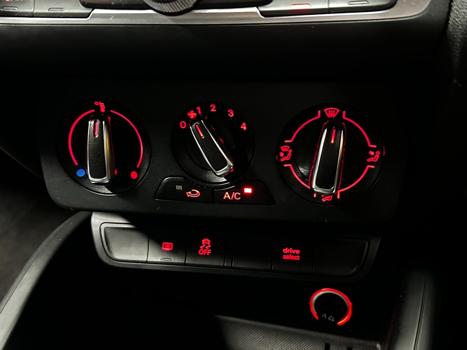 Used Audi A1 2015 for sale - 76317864: Photo 33