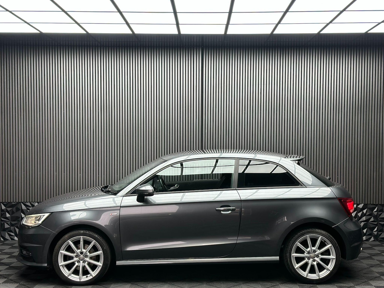 Used Audi A1 2015 for sale - 76317864: Photo 5