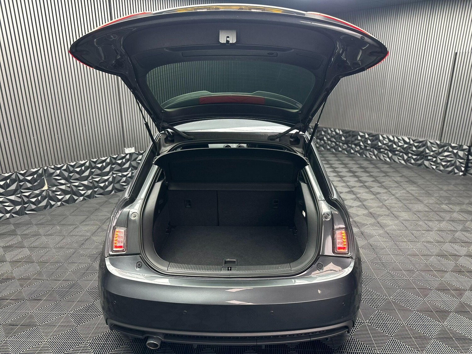 Used Audi A1 2015 for sale - 76317864: Photo 53