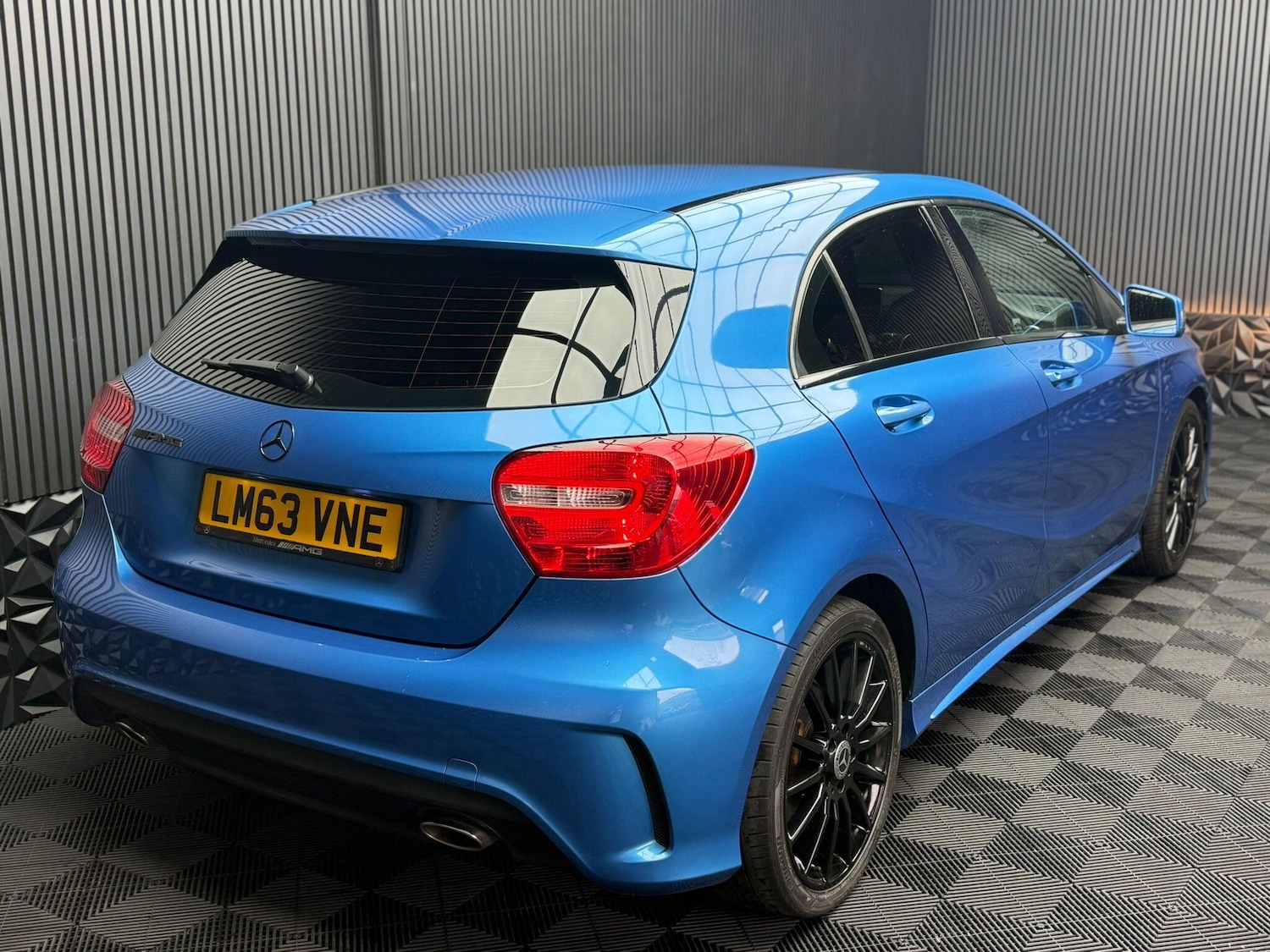 Used Mercedes-Benz A-Class 2013 for sale - 76989928: Photo 20